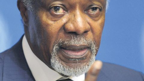 Kofi Annan, enviado especial de ONU a Siria, ante prensa.
