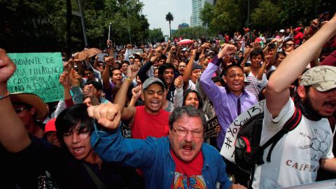 Integrantes del movimiento #Yo soy 132, marcharon por el Centro Historico de la Ciudad de México.