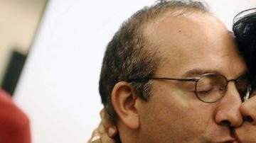 La boda del español José Manuel Gutiérrez Ruiz (i) y el colombiano Oswaldo Antonio Ruiz Marín (d) fue la tercera unión en Argentina entre homosexuales no residentes en el país.