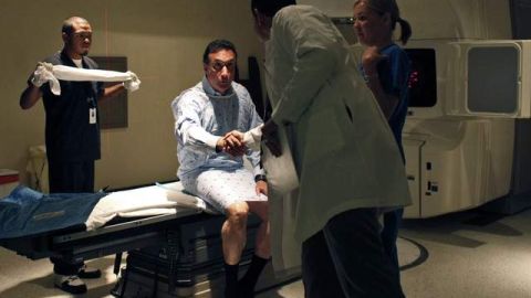 Según experto, la biología fundamental tiene la solución del cáncer.