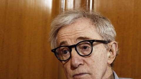 "To Rome with Love", financiada por la productora de Berlusconi Medusa Film es el título definitivo de la última película de Allen.