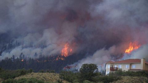 La zona afectada se ha extendido a más de 6,200 hectáreas.