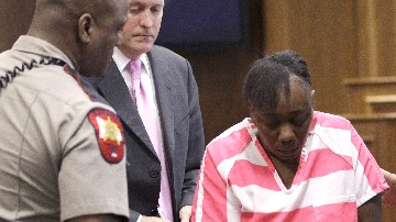 McClain ha estado bajo custodia de las autoridades desde que fue arrestada horas después de los hechos el 17 de abril.