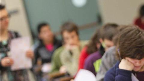 Los alumnos hispanos de preparatoria mostraron un aumento del 2.2% en su tasa de graduación.