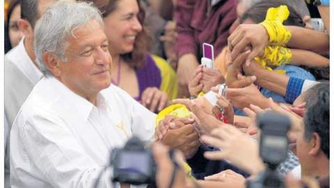 Con actos masivos, los aspirantes a la presidencia de México concluyeron sus giras proselitistas.