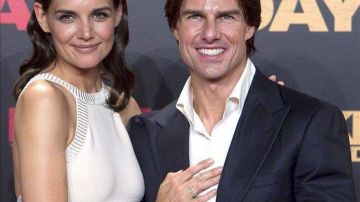 Imagen de archivo de los actores Tom Cruise y Katie Holmes.