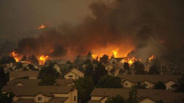 Los incendios han provocado la evacuación de unas 32,000 personas.