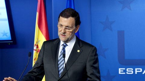 El presidente del Gobierno español, Mariano Rajoy, en la rueda de prensa, ayer, al término del Consejo Europeo de Bruselas.