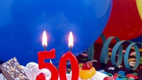 Cuando celebras tus 50 años, algo cambia.