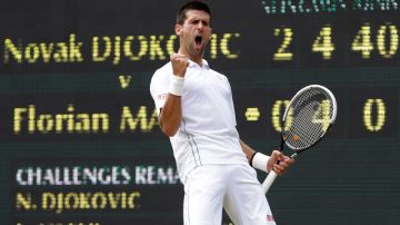 Novak  Djokovic celebra su fácil triunfo sobre Florian Mayer, ayer.