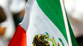 "No existe un liderazgo real en México y que eso se reflejó durante campaña y en las elecciones", dijo el politólogo Allert Brown-Gort, profesor de la Universidad de Notre Dame, quien fue consultado por La Raza.