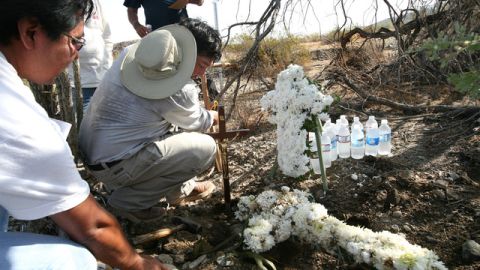 La organización 'Ángeles de la Frontera', que ofrece ayuda a los  inmigrantes,  dijo que es peligroso intentar el cruce.