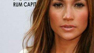 Jennifer López será la productora ejecutiva de un nuevo programa sobre una familia de lesbianas.