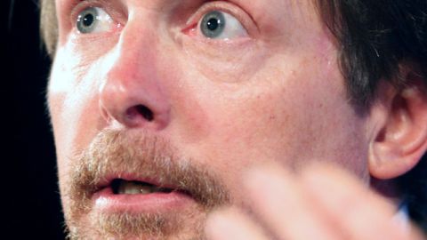 Michael J. Fox, actor que sufre la enfermedad del Parkinson, ha ayudado a que la enfermedad sea mejor conocida entre el público.