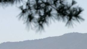 La única manera de llegar a Red Rock, al norte de San Francisco, es por mar o en helicóptero.
