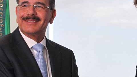 El presidente electo de República Dominicana, Danilo Medina y la jefa de Estado de Brasil, Dilma Rousseff.