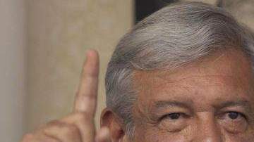 Andrés Manuel López Obrador pospuso para el jueves la presentación de pruebas de supuesta compra de votos.