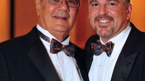 El congresista demócrata, de 72 años, y Ready, de 42, se casaron en el hotel Boston Marriott acompañados de 300 invitados, entre amigos, familiares y colegas.
