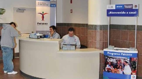 El Programa "Paisano" apoya a los mexicanos que vienen del extranjero a vacacionar en su país.