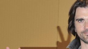 Juanes durante su encuentro con la prensa mexicana esta semana en la capital del país.