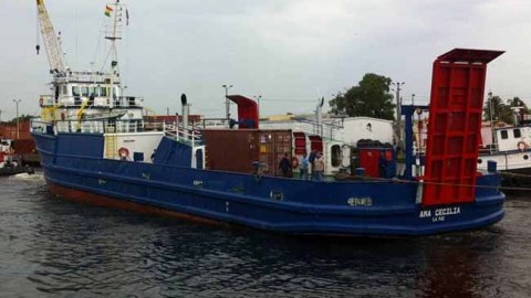 El barco estadounidense “Ana Cecilia” lleva ayuda humanitaria a Cuba.