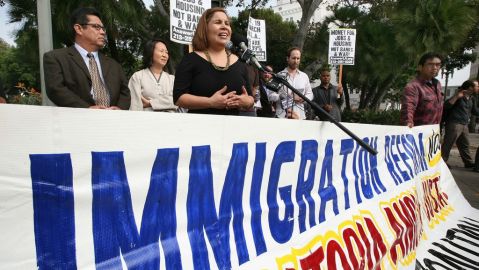 Angelica Salas, directora ejecutiva de CHIRLA.