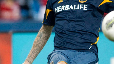David Beckham seguirá ayudando a la organización olímpica.
