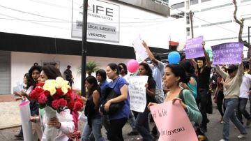 En su lucha, el grupo espera reformas en la política mexicana.