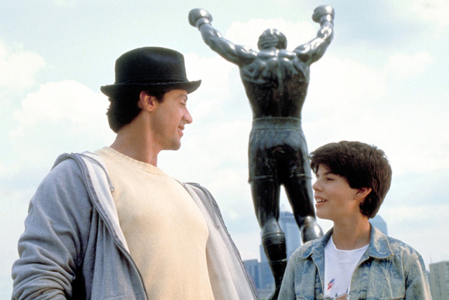 Sylvester Stallone y su hijo Sage en 'Rocky V' estrenada en 1990.