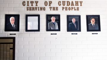 Las autoridades de Cudahy han estado bajo la lupa en las últimas semanas debido a varias acusaciones de corrupción.