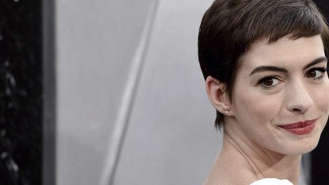 Anne Hathaway era uno de los artistas de 'The Dark Knight Rises' que iba a viajar a México y Japón.