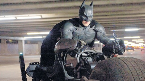 Christian Bale en su  rol de Batman en el último filme de la trilogía del director Christopher Nolan.