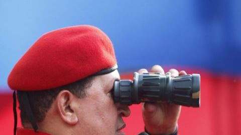 Chávez niega que su cruzada para crear una Venezuela socialista represente una amenaza para Estados Unidos.