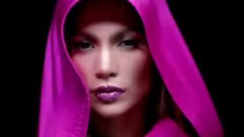 Jennifer López lanzó el pasado martes su primer disco de grandes éxitos.