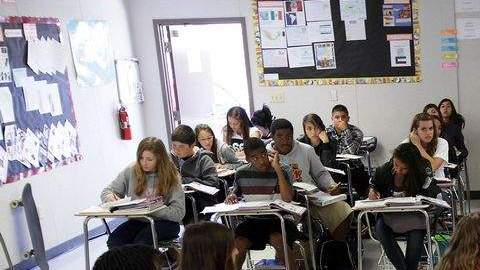 Alumnos de secundaria de California.