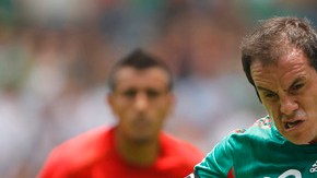 El delantero mexicano Cuauhtémoc Blanco.