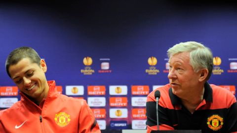 El entrenador Alex Ferguson confía en  que el delantero mexicano Javier Hernández tendrá su mejor temporada con el Man-U.
