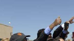 El sondeo realizado entre más de 3,500 posibles votantesencontró un amplio respaldo para los planes de Obama de aumentar los impuestos federales sobre los ingresos de las personas más ricas del país.