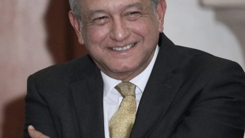 Andrés Manuel López Obrador dijo ayer que el PRI usó dinero para tratar de comprar la presidencia.