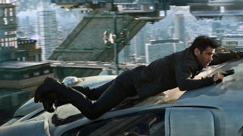 Colin Farrell trata de descubrir quién es en 'Total Recall', que se estrena hoy.