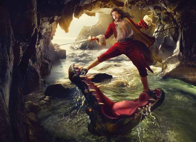 Russell Brand como el Capitán Hook de 'Peter Pan', fotografiado por Annie Leibovitz.