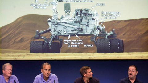 La NASA probará un nuevo sistema de descenso mediante el cual se posará al explorador de forma similar a los helicópteros.