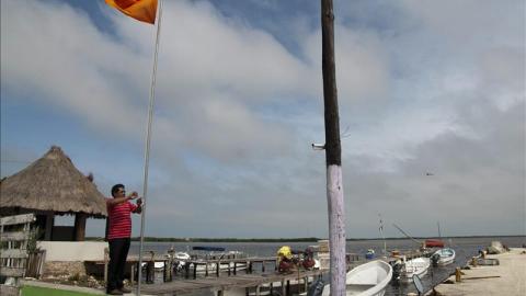 "Florence" en la actualidad se encuentra en medio del Atlántico, a 530 kilómetros al oeste de Cabo Verde.