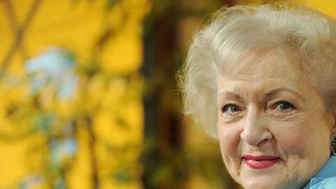 Betty White mantiene aún una apretada agenda de trabajo, a pesar de su edad.
