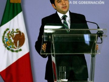 El secretario de Gobernación de México, Alejandro Poiré, dice garantizar sucesión.