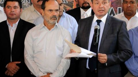 Presidentes de los Comités Directivos Estatales del PAN entregaron ayer un documento donde proponen mejoras para el partido.