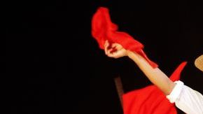 Uno de los bailes típicos de la serranía ecuatoriana durante un show celebrado en Nueva York.