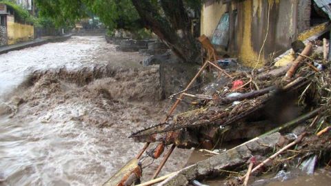 La tormenta tropical Ernesto ha provocado inundaciones en la zona centro de Veracruz.