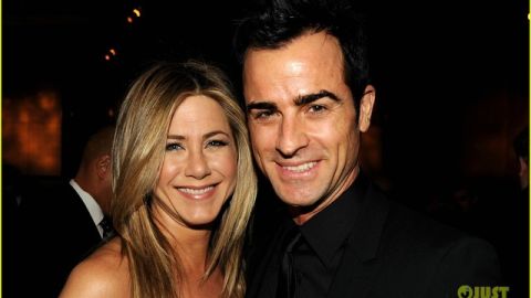 Jennifer Aniston y Justin Theroux se casan.