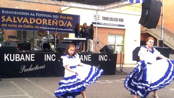 Exhibición de bailes típicos de El Salvador, en la Bahía de San Francisco.